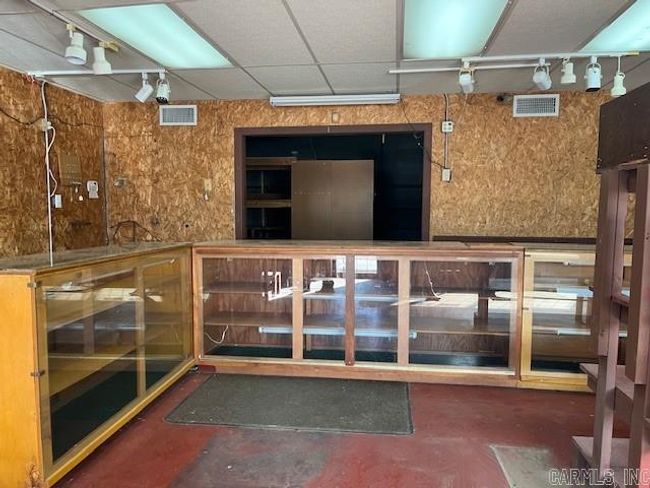 320 E Main St, Home with 0 bedrooms, 0 bathrooms and 10 parking in Jacksonville AR | Image 5