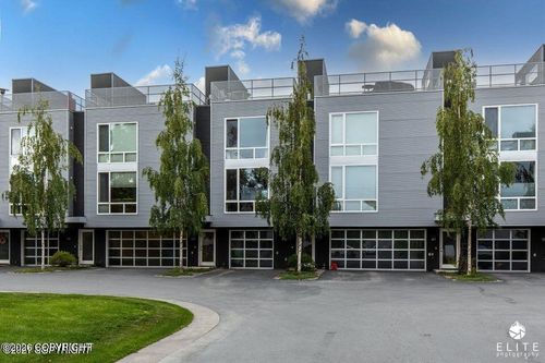 7w-5201 E Northern Lights Blvd, Anchorage, AK, 99508-4777 | Card Image