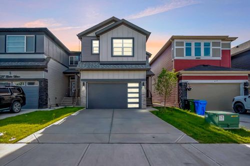 125 Savanna Passage Ne, Calgary, AB, T3J2J8 | Card Image