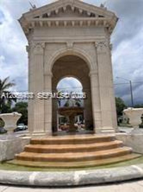 7-2243 Ne 172nd St, North Miami Beach, FL, 33160-2966 | Card Image