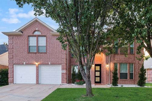 11709 Pheasant Creek Dr, Fort Worth, TX, 76244-7721 | Card Image