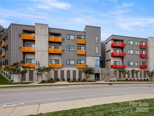 405-68 Craven St, Asheville, NC, 28806-4608 | Card Image