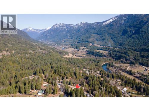 4366 Poplar Ridge Cres, Crescent Valley, BC, V0G1H1 | Card Image