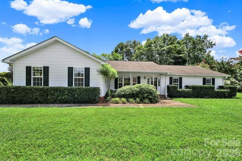 1805 Lillian Ln, Fort Mill, SC, 29708-7873 | Card Image