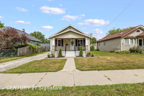 1834 Allegan St, Saginaw, MI, 48602-2619 | Card Image