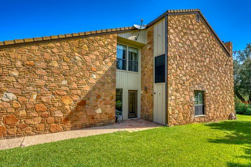 107 Lachite, Horseshoe Bay, TX, 78657-6263 | Card Image