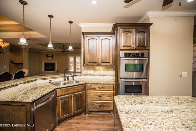 2409 Juniper Dr, House other with 3 bedrooms, 2 bathrooms and null parking in Lamesa TX | Image 9