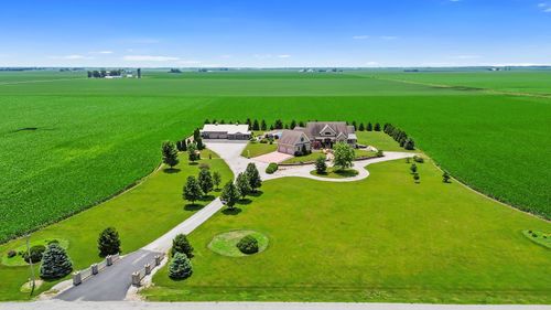 5705 E 30 S, Francesville, IN, 47946-8609 | Card Image