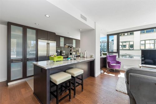 302-608 Broughton St, Victoria, BC, V8W1C7 | Card Image