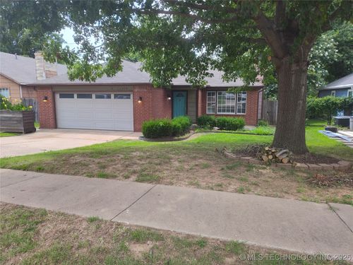 11214 Nandina Ave, Jenks, OK, 74037-2026 | Card Image