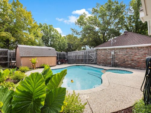 2408 Springfield Dr, Mesquite, TX, 75181-1780 | Card Image