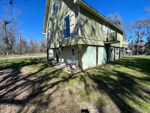 201 Ferguson Dr, Cleveland, TX, 77327-7808 | Card Image