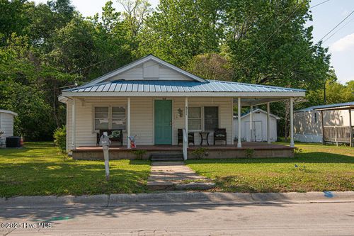 511 S Shore Dr, Jacksonville, NC, 28540-6124 | Card Image
