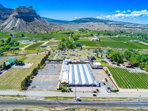 1041 N River Rd, Palisade, CO, 81526-7711 | Card Image
