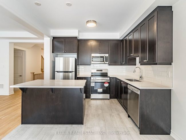 3022 Langdon Rd, House attached with 3 bedrooms, 3 bathrooms and 1 parking in Oakville ON | Image 13