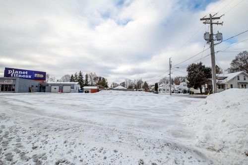 1662 Main Street, GREEN BAY, WI, 54302 | Card Image