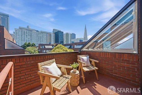 21-640 Davis St, San Francisco, CA, 94111-1948 | Card Image