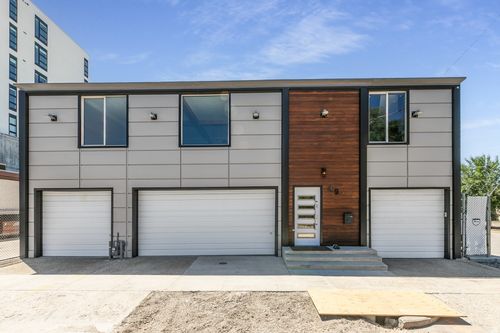 49 W Burton Ave, South Salt Lake, UT, 84115-2608 | Card Image