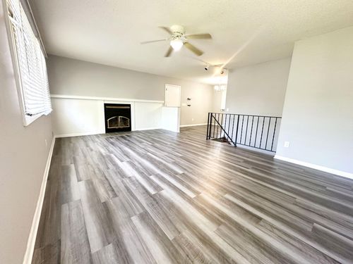16005 County Road 6, Plymouth, MN, 55447-3137 | Card Image