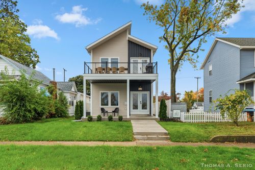 593 W Webster Ave, Muskegon, MI, 49440-1053 | Card Image