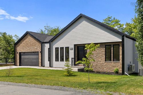 155 Carnoustie Dr, Hammonds Plains, NS, B4B0E5 | Card Image