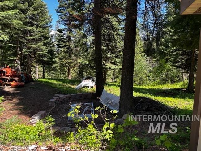 86 Valgem Rd, Home with 2 bedrooms, 1 bathrooms and null parking in Cascade ID | Image 26