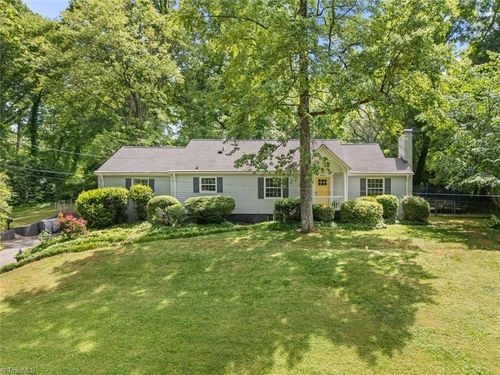 3310 Staghorn Rd, Winston-Salem, NC, 27104-1853 | Card Image