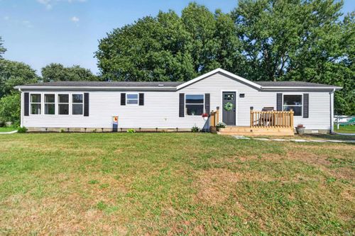 614 Carol Dr, Walton, IN, 46994-8600 | Card Image
