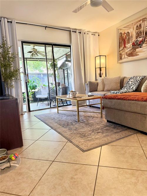 4q-3370 Beau Rivage Drive, Pompano Beach, FL, 33064 | Card Image
