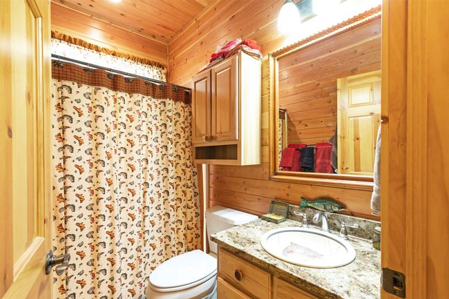 966 Forest Service Road, House other with 2 bedrooms, 3 bathrooms and null parking in Darby MT | Image 21