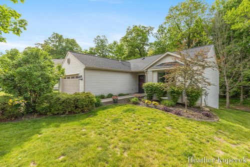 1663 Barnsley Ct, Lowell, MI, 49331-8677 | Card Image