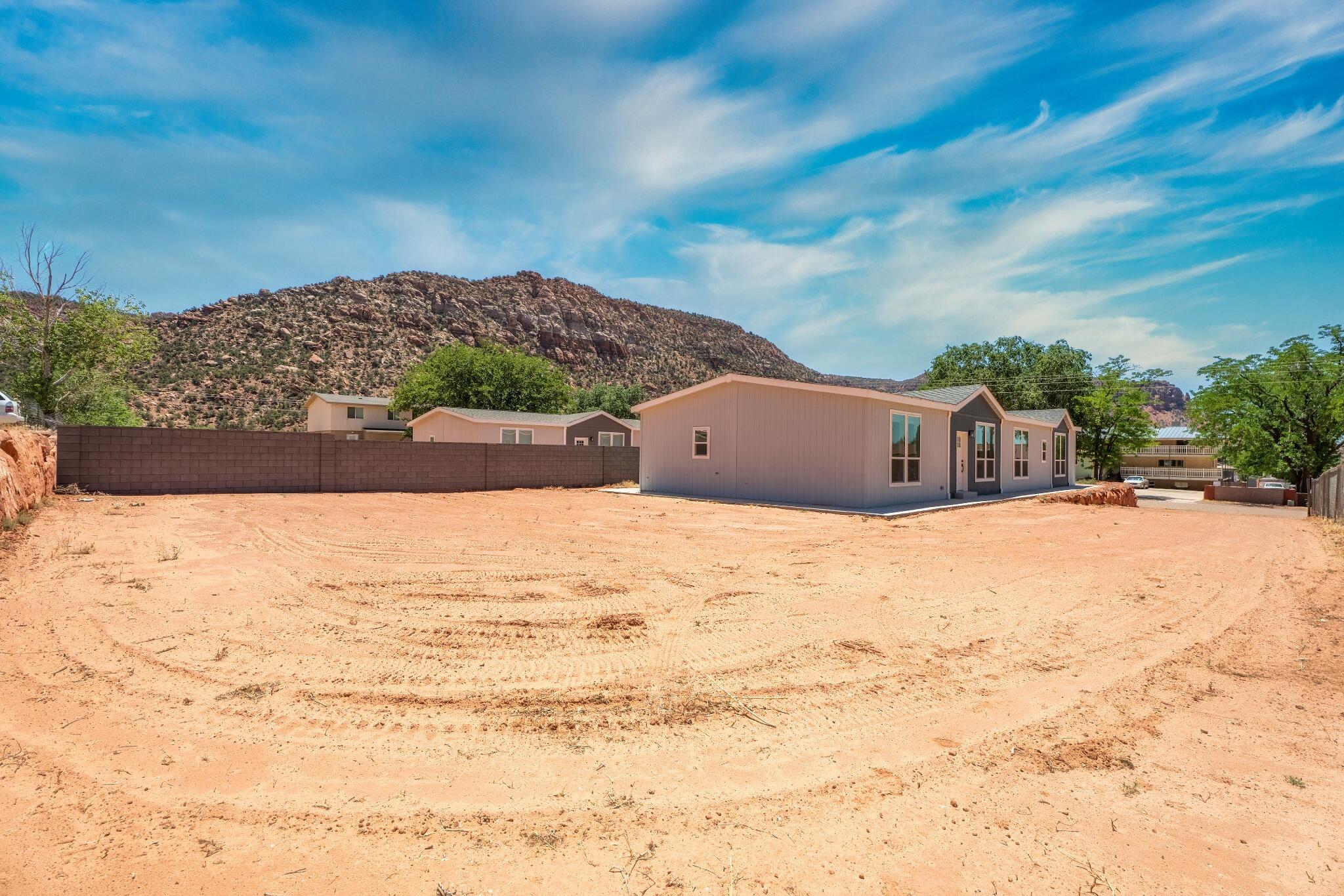 Residential in Hildale 4