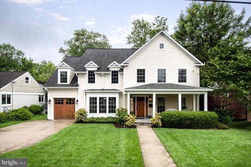 9820 Parkwood Dr, BETHESDA, MD, 20814-4028 | Card Image