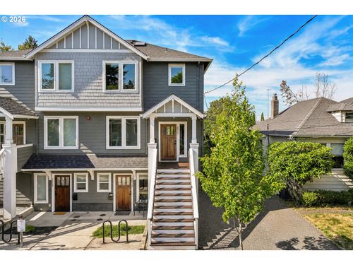 2027 Se Harold St, Portland, OR, 97202 | Card Image