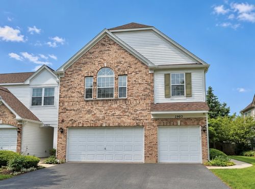2905-2905 Stonewater Dr, Naperville, IL, 60564-4691 | Card Image