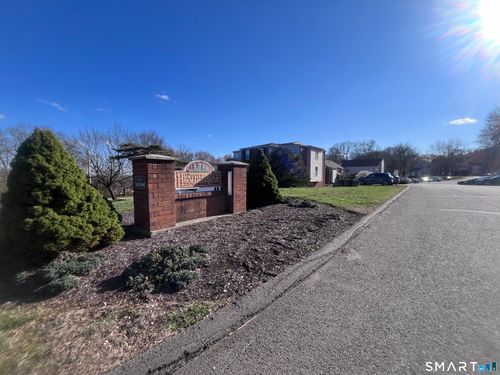 52-52 Heather Rdg, Shelton, CT, 06484-4643 | Card Image