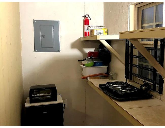 Kitchen | Image 16