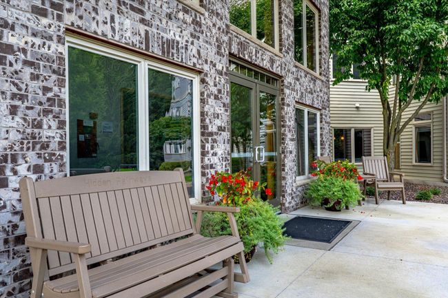 UNIT-308 - 5200 Pathways Ave, Condo with 2 bedrooms, 2 bathrooms and null parking in White Bear Lake MN | Image 4
