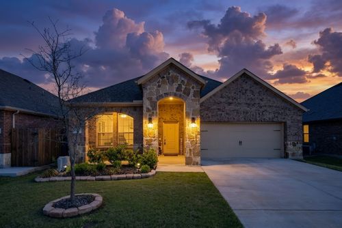 10928 Canyon Mine Dr, Aubrey, TX, 76227-4192 | Card Image