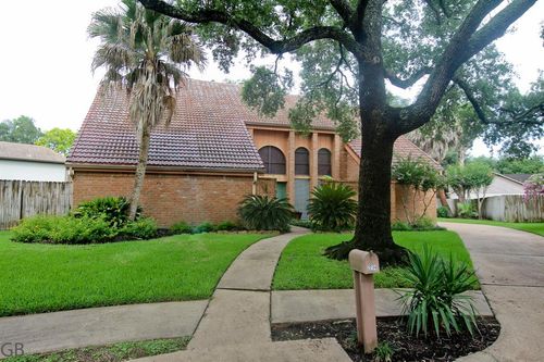 2714 Sugarwood Dr, Sugar Land, TX, 77478-4219 | Card Image