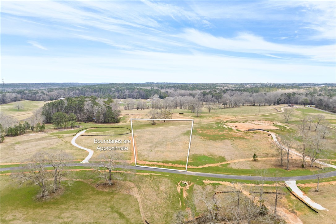 Land in Auburn