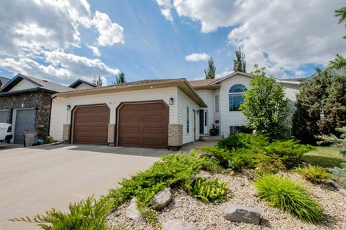 8130 106a St, Grande Prairie, AB, T8W2H1 | Card Image