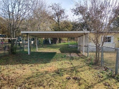 611 4th St, Blanket, TX, 76432-2077 | Card Image