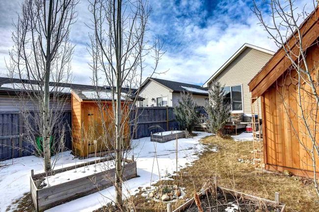 2088 Bridlemeadows Manor Sw, Home with 3 bedrooms, 1 bathrooms and 1 parking in Calgary AB | Image 41