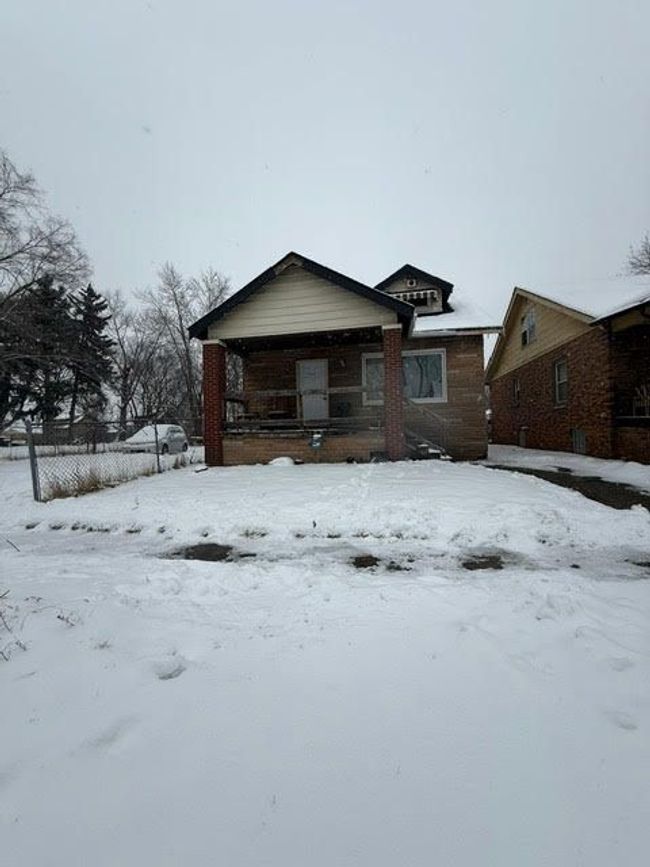 9938 Pinehurst St, House other with 3 bedrooms, 1 bathrooms and null parking in Detroit MI | Image 5