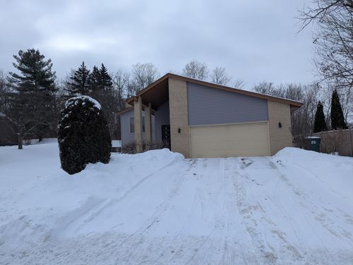 1632 Sherwood Way, Eagan, MN, 55122-2711 | Card Image