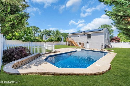 24 Woodlark Road, Toms River, NJ, 08755 | Card Image