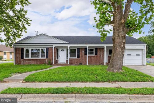 70 Union St, PENNSVILLE, NJ, 08070-1848 | Card Image