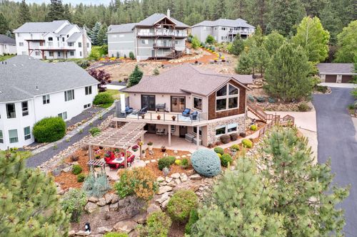 110 Lindeblad Ln, Liberty Lake, WA, 99019-8627 | Card Image