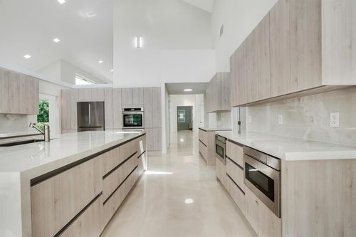 7351 Valencia Dr, Boca Raton, FL, 33433-7407 | Card Image